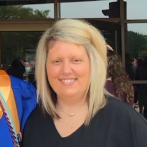 Meet your Posher, Jennifer